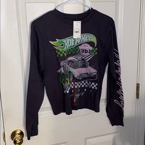 graphic long sleeve